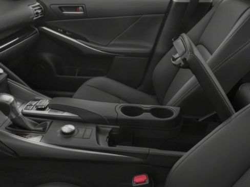 Used 2018 Lexus IS 300 w/ Comfort Package image 5