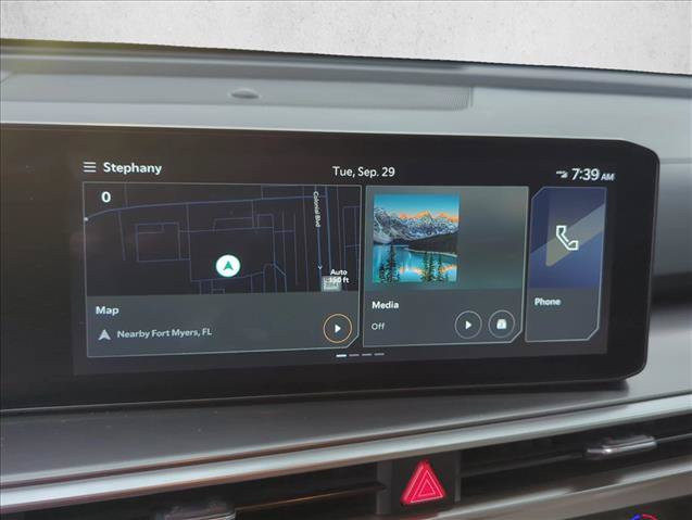 Used 2024 Kia Sorento S FWD image 18