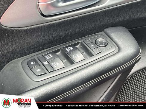 Used 2019 Chrysler Pacifica Limited w/ S Appearance Package FWD image 20