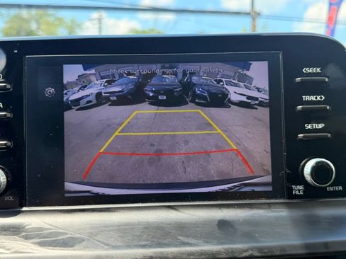 Used 2024 Kia Seltos LX AWD/4WD image 23