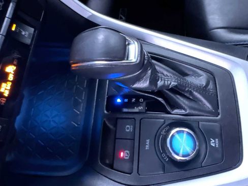 Used 2023 Toyota RAV4 XSE image 28