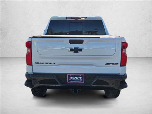 Used 2025 Chevrolet Silverado 1500 ZR2 w/ Technology Package image 6