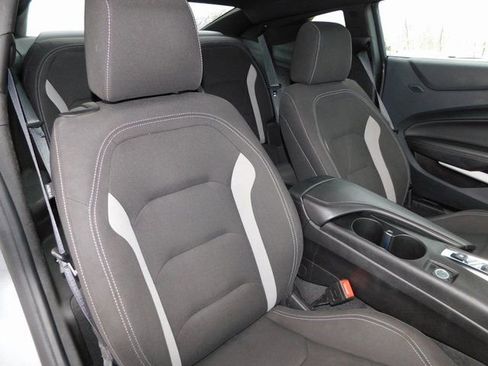 Used 2023 Chevrolet Camaro LT image 17