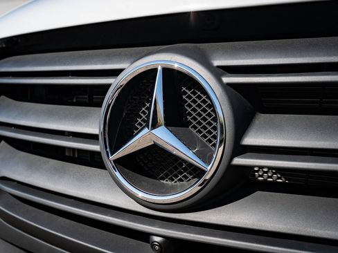 New 2026 Mercedes-Benz Sprinter 144 Cargo image 3