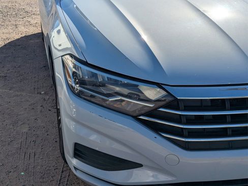 Used 2019 Volkswagen Jetta SE image 4