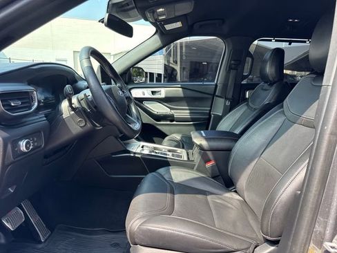 Used 2022 Ford Explorer ST w/ Equipment Group 401A RWD image 14