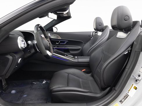 Used 2022 Mercedes-Benz SL 63 AMG 4MATIC image 36