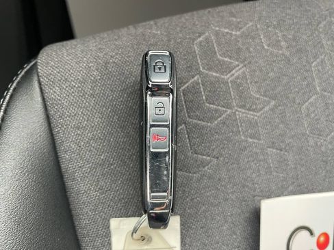 Used 2024 Kia Seltos S AWD/4WD image 25