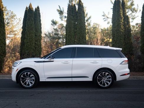 Used 2022 Lincoln Aviator Grand Touring w/ Equipment Group 301A image 8