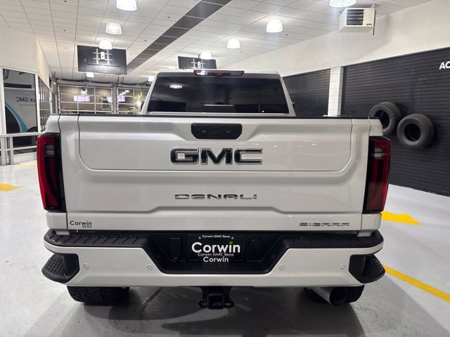 Used 2025 GMC Sierra 2500 Denali Ultimate AWD/4WD image 11