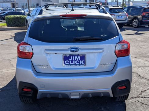 Used 2017 Subaru Crosstrek 2.0i Premium image 3