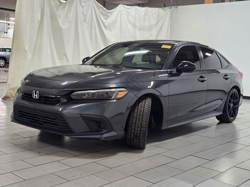 Used 2023 Honda Civic Sport image 11