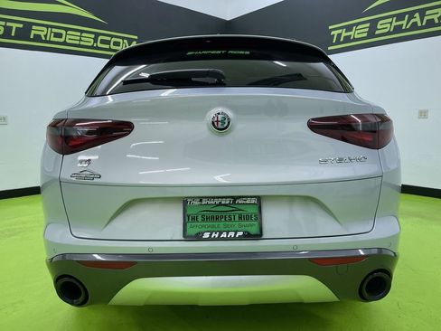 Used 2022 Alfa Romeo Stelvio Ti image 8