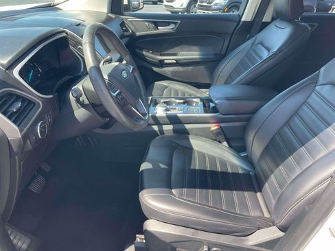 Used 2019 Ford Edge SEL w/ Equipment Group 201A FWD image 5