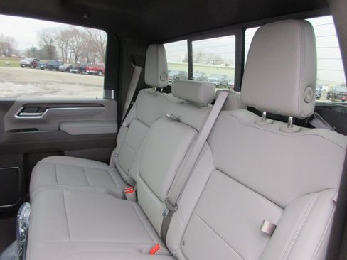 New 2026 GMC Sierra 3500 SLT w/ SLT Premium Package AWD/4WD image 15