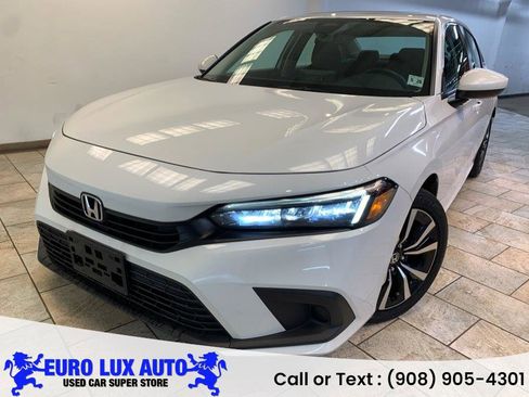 Used 2023 Honda Civic EX image 1