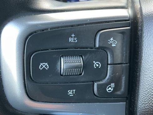Used 2024 Chevrolet Tahoe Premier AWD/4WD image 12