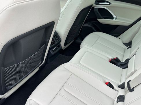 New 2025 Audi Q5 Premium image 11