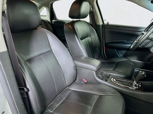Used 2014 Chevrolet Impala LTZ image 25