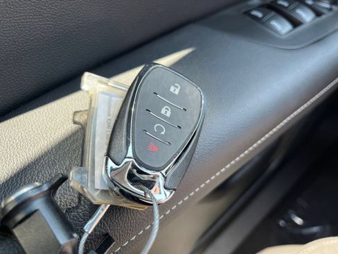Used 2026 Chevrolet Blazer LT FWD image 25