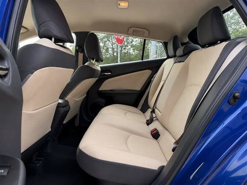 Used 2017 Toyota Prius Two w/ Prius Two Safety Plus Package FWD image 13