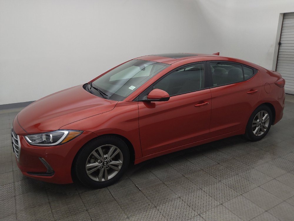Used 2018 Hyundai Elantra Value Edition FWD image 2