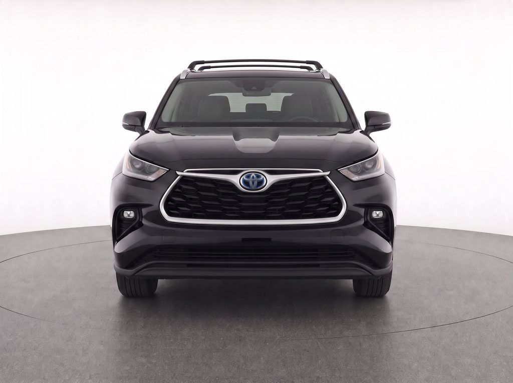 Used 2023 Toyota Highlander XLE AWD/4WD image 8
