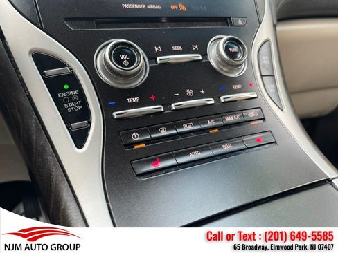 Used 2019 Lincoln Nautilus Select AWD/4WD image 27