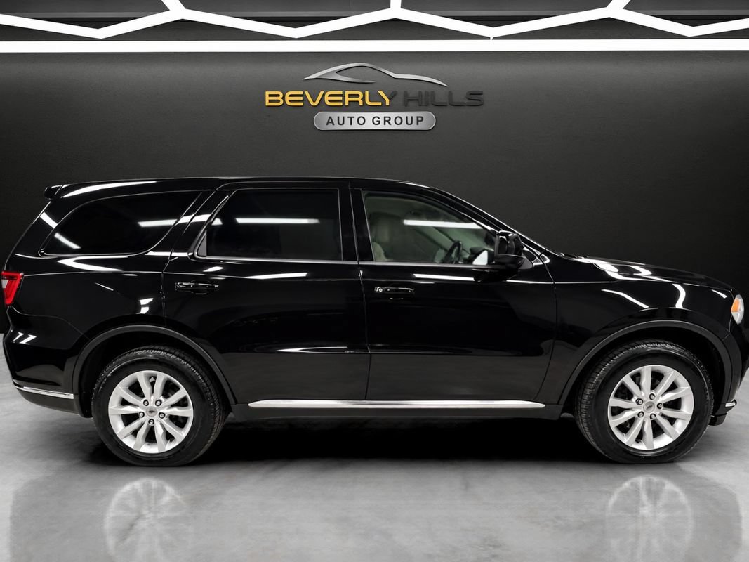 Used 2019 Dodge Durango SXT w/ 3rd Row Seating Group AWD/4WD image 6