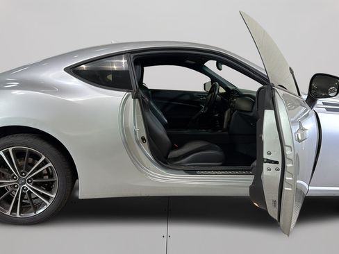 Used 2013 Subaru BRZ Limited RWD image 33