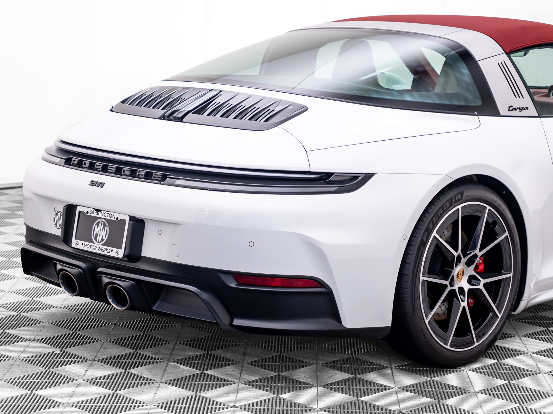 Certified 2026 Porsche 911 Targa 4 GTS AWD/4WD image 35