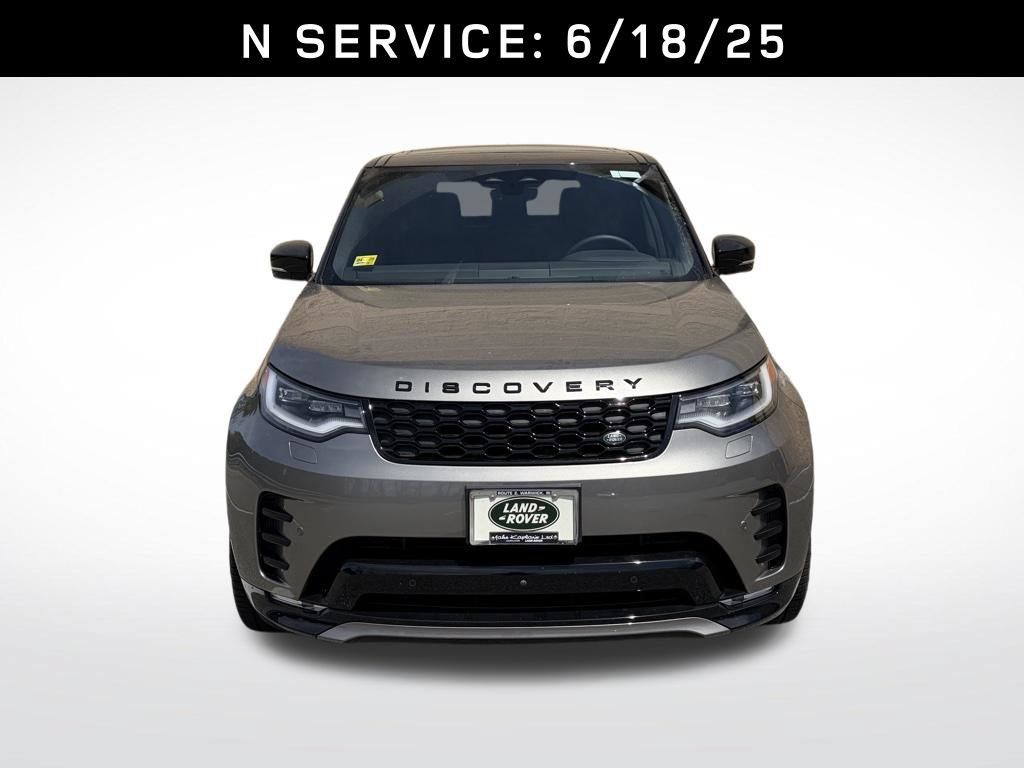 Certified 2025 Land Rover Discovery Dynamic SE AWD/4WD image 2