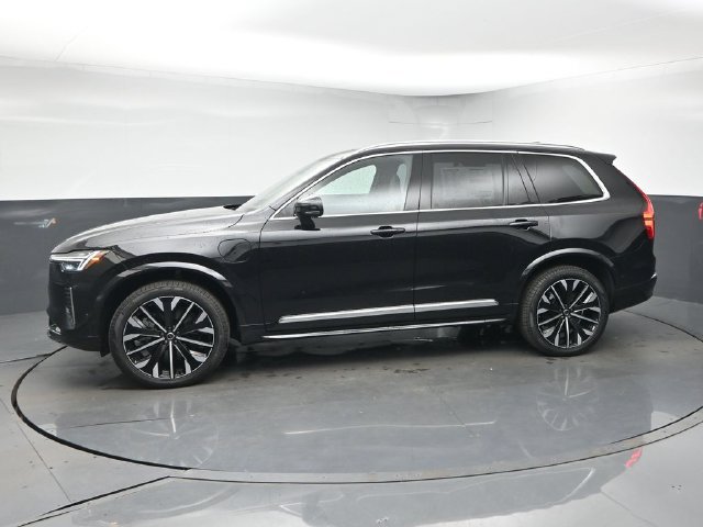 New 2026 Volvo XC90 T8 Plus AWD/4WD image 4