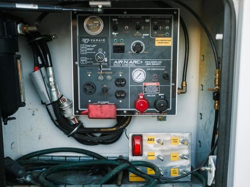 Used 2017 Mercedes-Benz Sprinter 3500 w/ Suspension Package II image 24