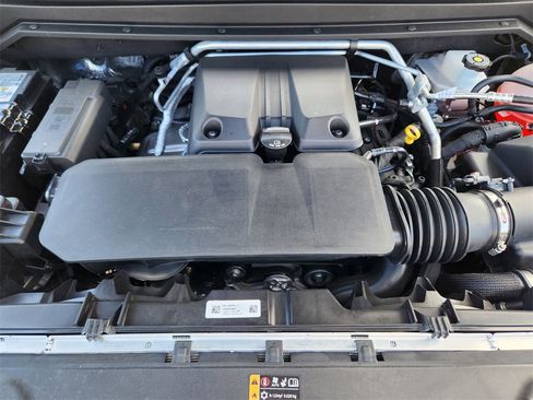 New 2025 GMC Canyon Elevation w/ Convenience Package image 22