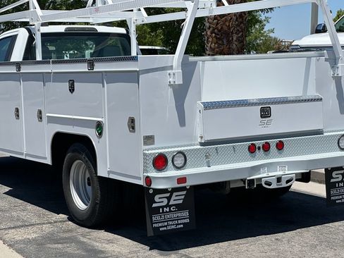 New 2025 Ford F350 XL w/ XL Chrome Package RWD image 5