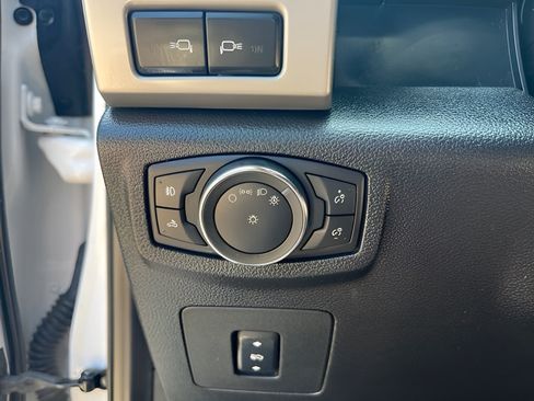 Used 2017 Ford F150 Lariat AWD/4WD image 21