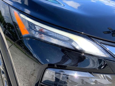 Used 2024 Nissan Rogue S FWD image 27