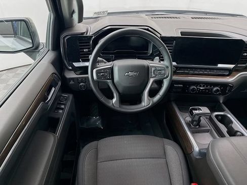 Used 2025 Chevrolet Silverado 1500 RST AWD/4WD image 25