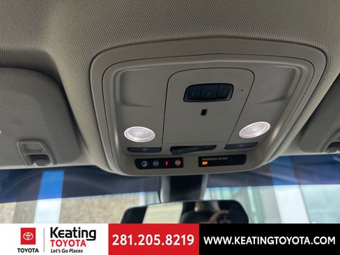 Used 2018 Cadillac XTS Luxury image 22