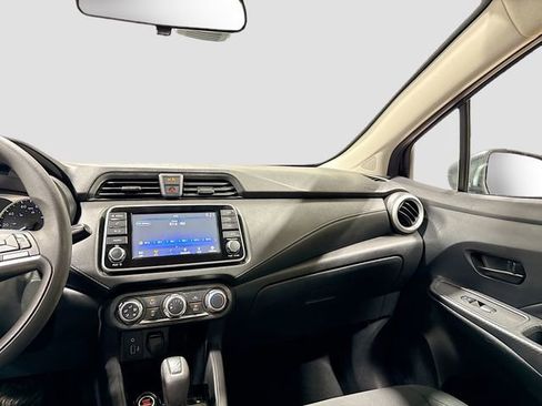 Used 2021 Nissan Versa S FWD image 23
