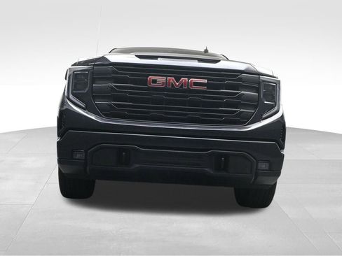 Used 2024 GMC Sierra 1500 Elevation RWD image 17