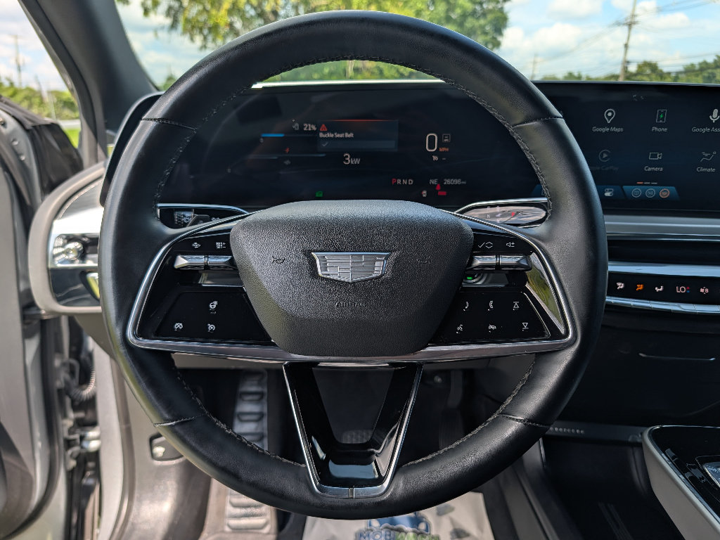 Used 2024 Cadillac Lyriq Sport AWD/4WD image 22