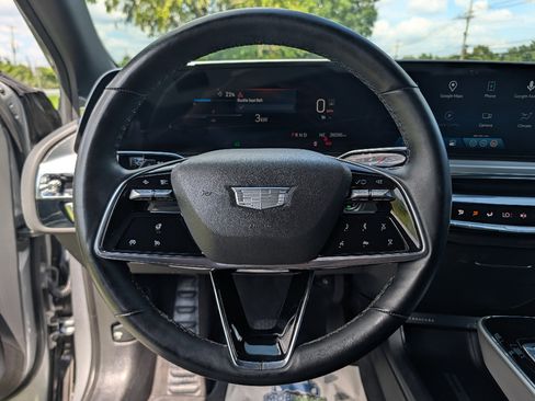 Used 2024 Cadillac Lyriq Sport AWD/4WD image 22