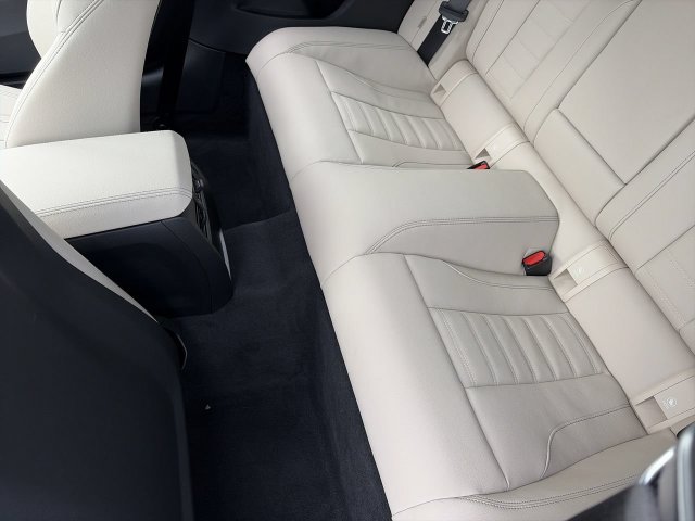 Used 2026 BMW 430i Coupe w/ M Sport Package RWD image 15