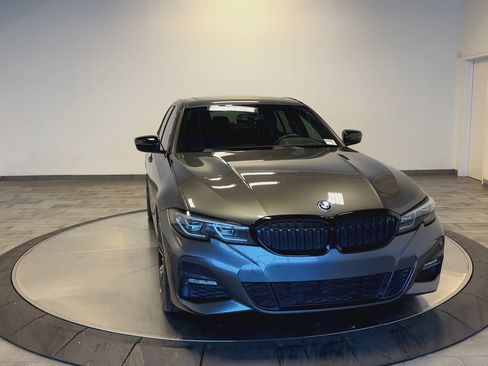 Used 2022 BMW 330e xDrive 330e xDrive w/ M Sport Package image 3