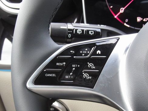 New 2026 Mercedes-Benz GLC 300 4MATIC image 26