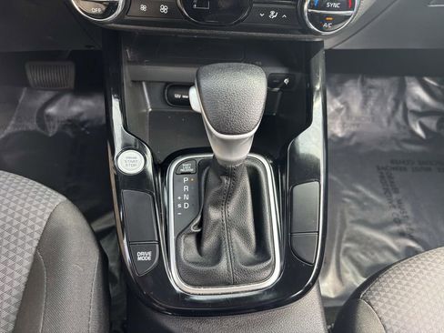 Used 2023 Kia Soul S FWD image 34