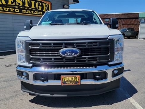 Used 2024 Ford F250 XL w/ XL Chrome Package AWD/4WD image 3