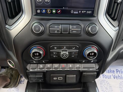 Used 2021 Chevrolet Silverado 1500 LT Trail Boss w/ Convenience Package II AWD/4WD image 21